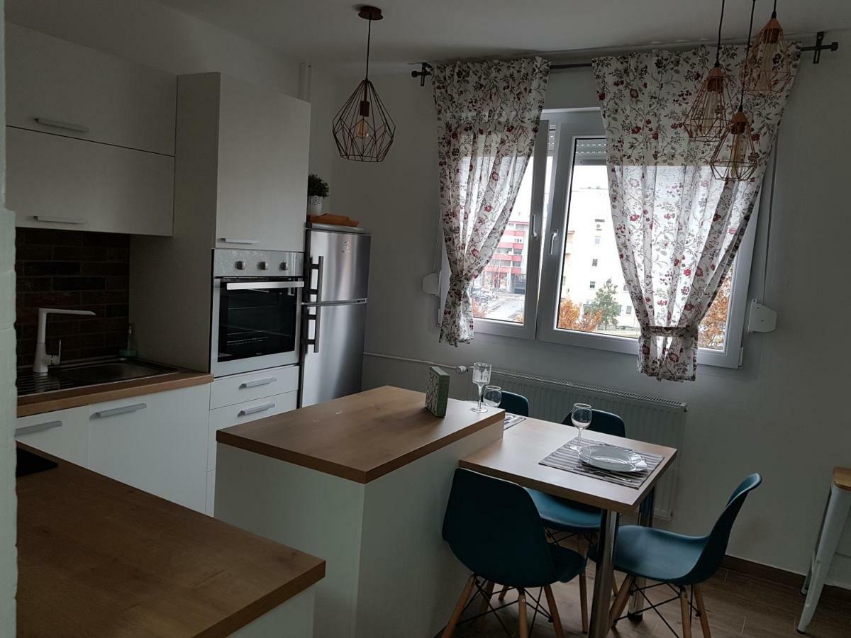 Apartman Kety Apartment Zagreb Bagian luar foto